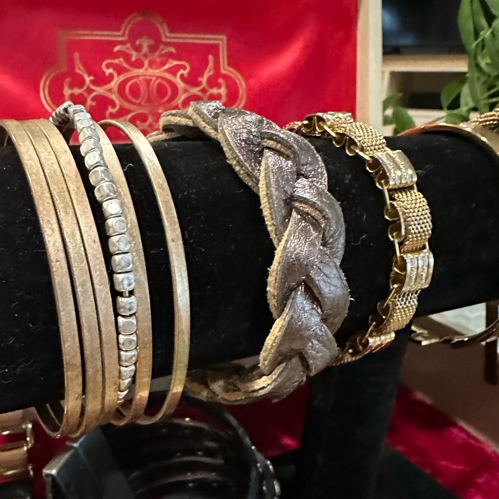 Genuine Leather Bracelet - Reversible, Handcrafted, Braided, Neutral Metallic
